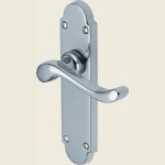Staines Savoy Polished Chrome Door Handles
