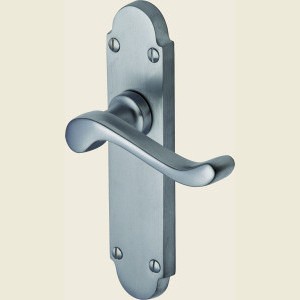 Bognor Regis Savoy Satin Chrome Door Handles