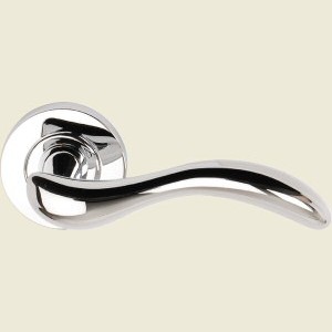 Kend Lever On Rose - Polished Chrome Door Handles