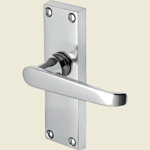 Victoria Polished Chrome Short Plate Lever Latch Handles