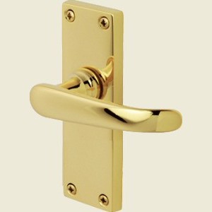 Windsor Polished Brass Lever Latch Handle on Short Plate