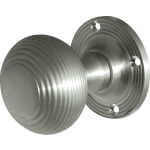 JR6M Satin Chrome Reeded Door Knob Set