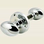 JV34R Architectural Quality Polished Chrome Oval Rim Knob Door Knob Set